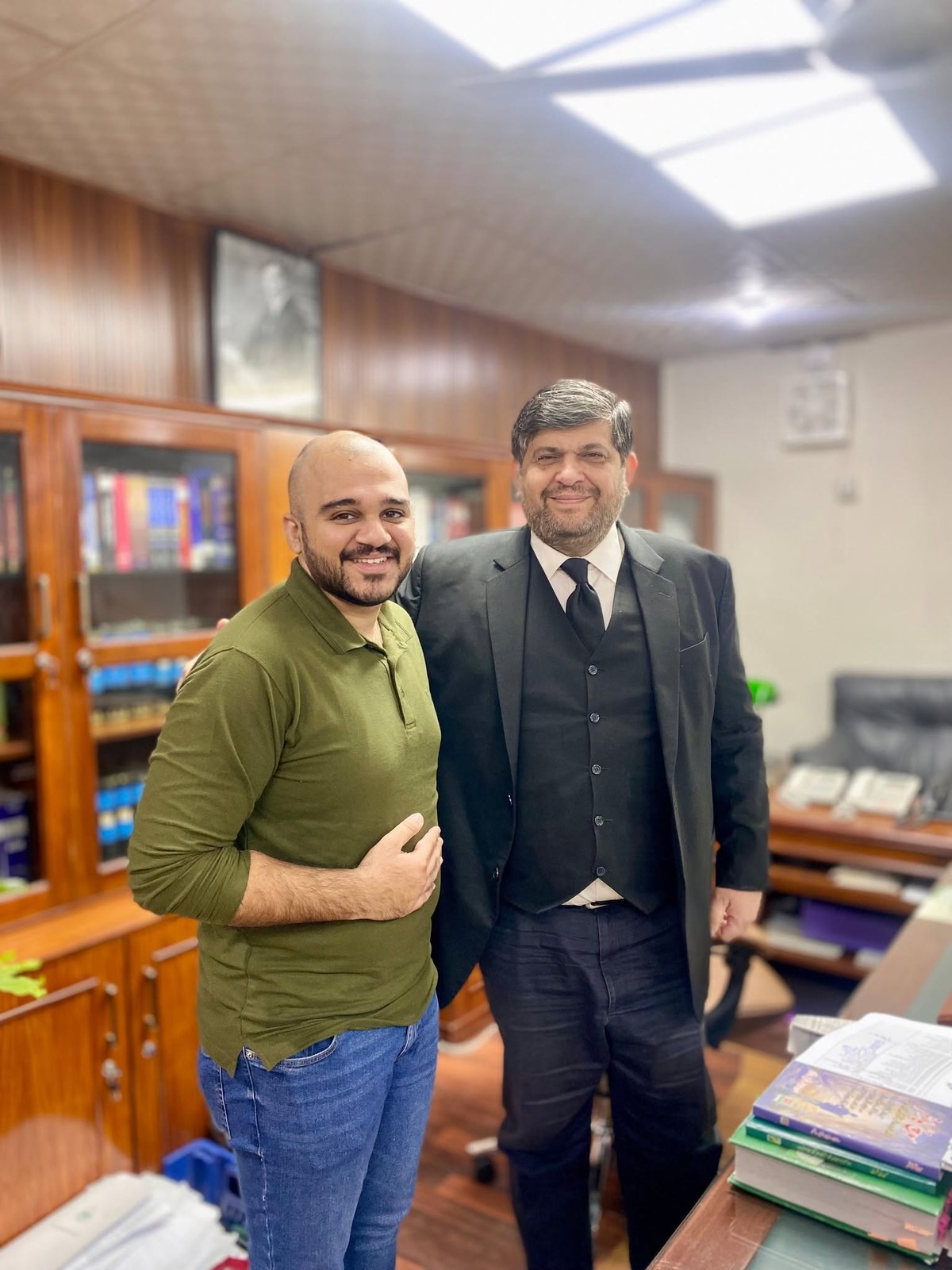 Farrokh Mushtaq with Justice Farhad Ali Shah