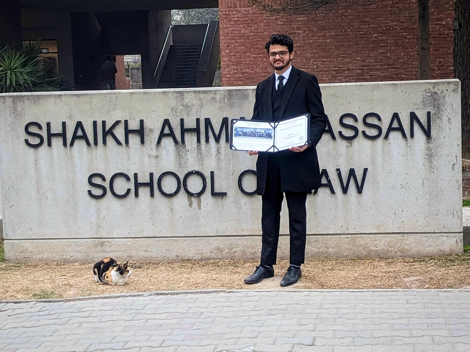 Zill E Rukh Mushtaq graduating from the Chinese Executive Program at SAHSOL, LUMS